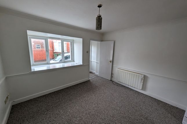 48, Duke Street, New Brighton photo 3