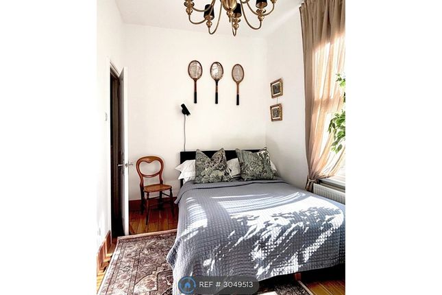 Flat C, Lillie Road, London photo 4