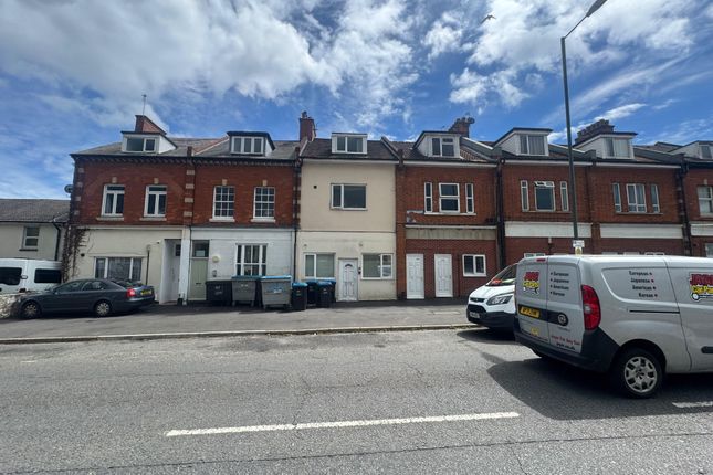 7-bed house on 250A & B, Holdenhurst Road, Bournemouth, £175,000