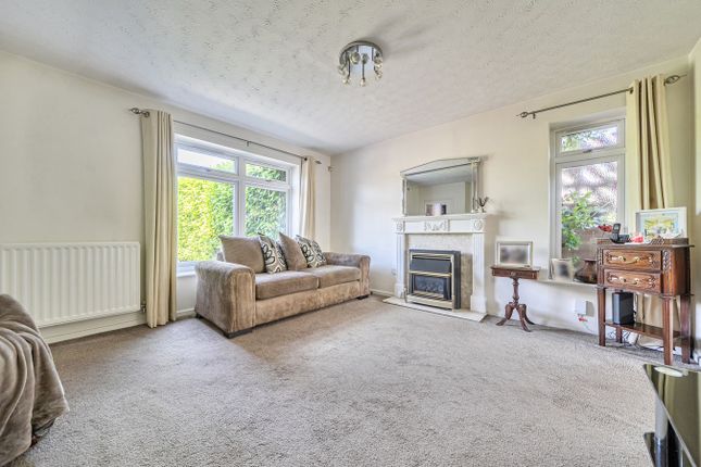 1, Churchill Way, Shefford photo 5