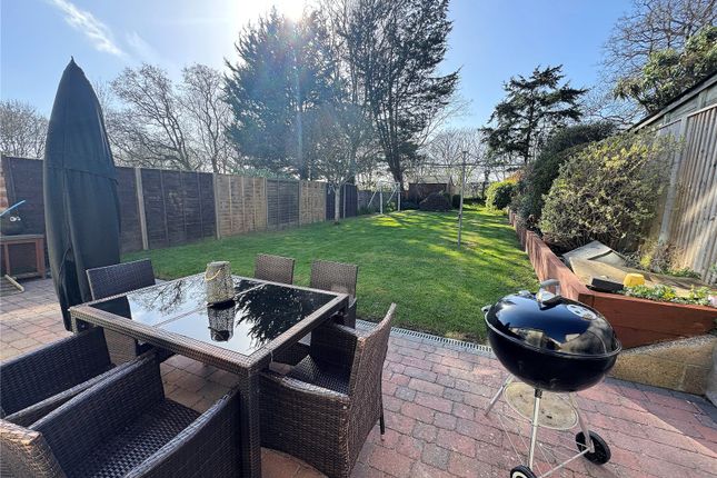 137, Beaufort Avenue, Hampshire photo 4