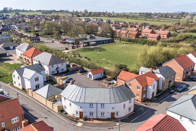 28, Northfield, Yetminster photo 3