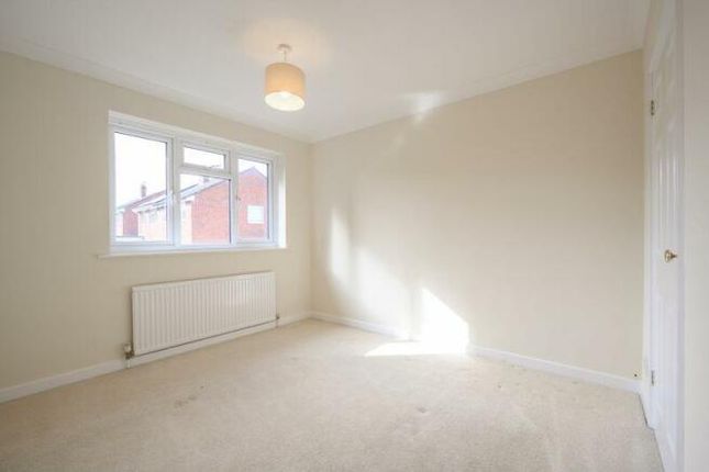 Property to rent in Ongar Place, Addlestone