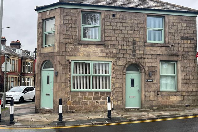 Mews house to rent in Church Street, Adlington, Chorley