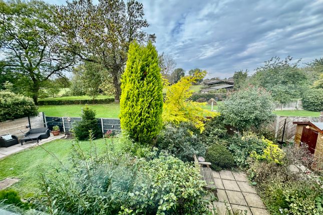 14, Marquis Gardens, Doncaster photo 2