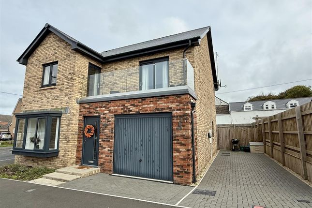 1, Gerddi Gwenllian, Kidwelly photo 4