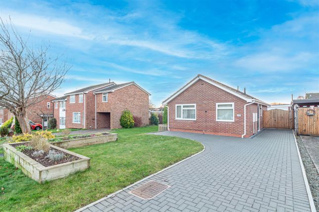 Thumbnail Detached bungalow for sale in Canada Way, Worcester