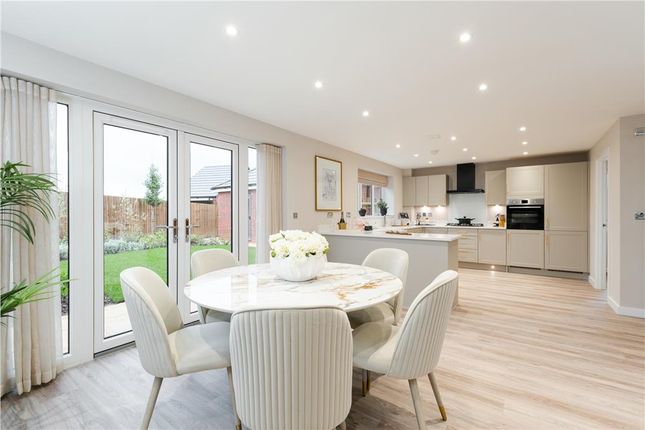 76, Harbury Lane, Leamington Spa photo 4