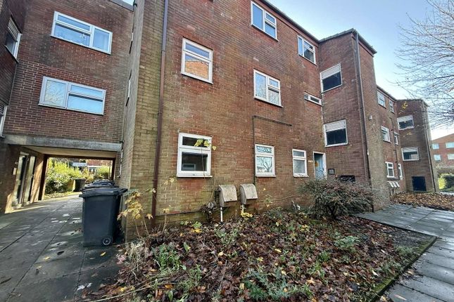 123, Whitburn, Skelmersdale photo 2
