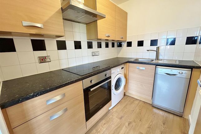 Apartment 6 Harlequin Heights, Long Trods, Selby photo 3