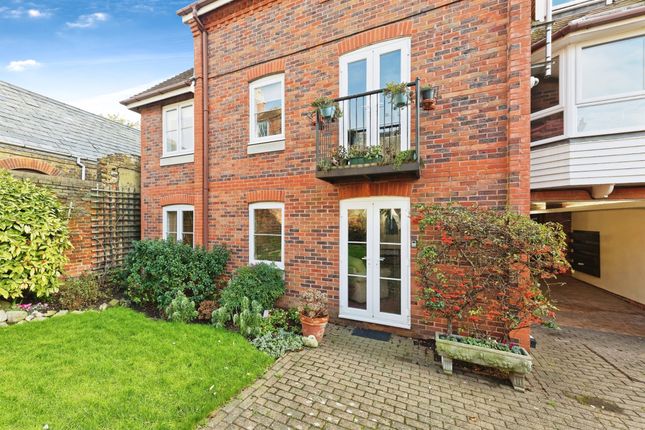 44, Gange Mews, Faversham photo 5