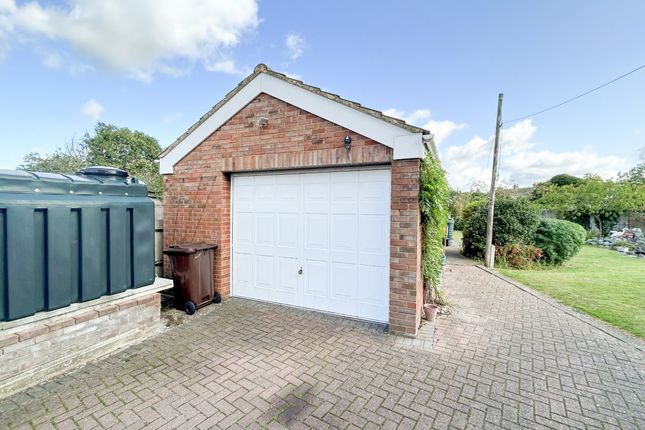 Semi-detached house for sale in Roundel Close, Teynham, Sittingbourne