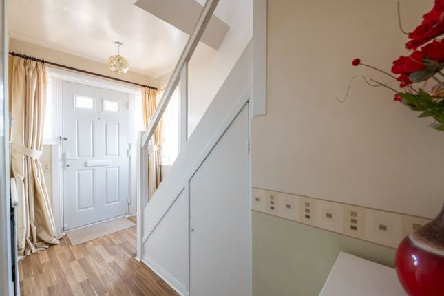 23 Priory Road, Reigate photo 5