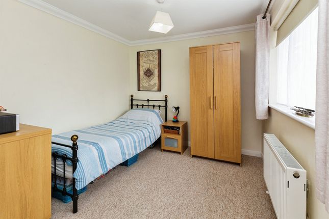 Terraced house for sale in Carlton Close, Aylesbury