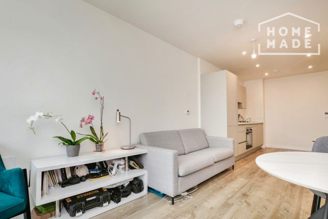 Thumbnail Flat to rent in North End Road, Wembley