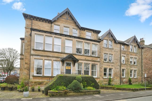 Thumbnail Penthouse for sale in Valley Drive, Harrogate