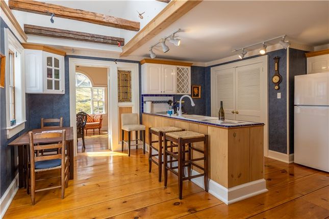 Country house for sale in Mahone Bay, Nova Scotia, Canada
