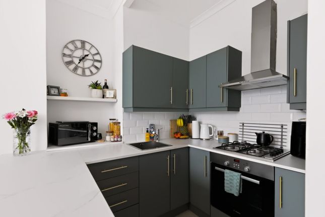 Flat 1/2, 1, Gavinburn Street, Old Kilpatrick photo 4