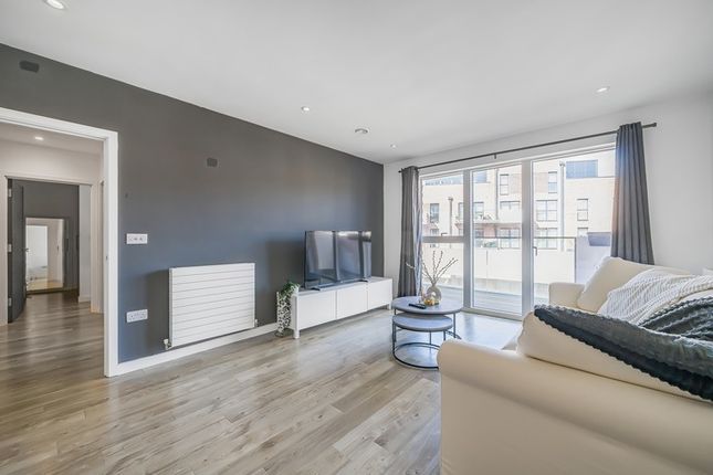 Flat for sale in Purbeck Gardens, Lower Sydenham, London
