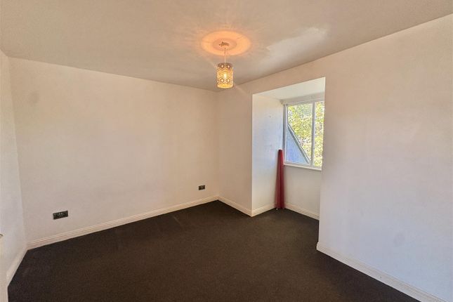 Flat 25, Lady Hamilton Court, 50, Barnstaple Road, Southend-on-Sea photo 4