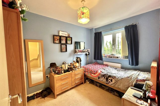 End terrace house for sale in Celtic Road, Westminster Rise, Summerhill, Wrexham