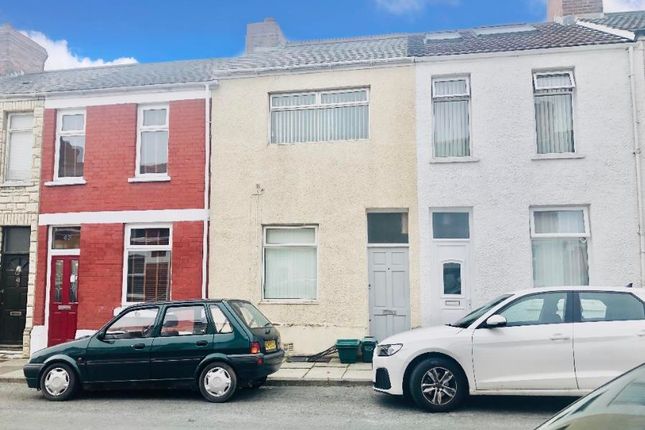 3-bed terraced on 45, BARRY, £1,000/mo