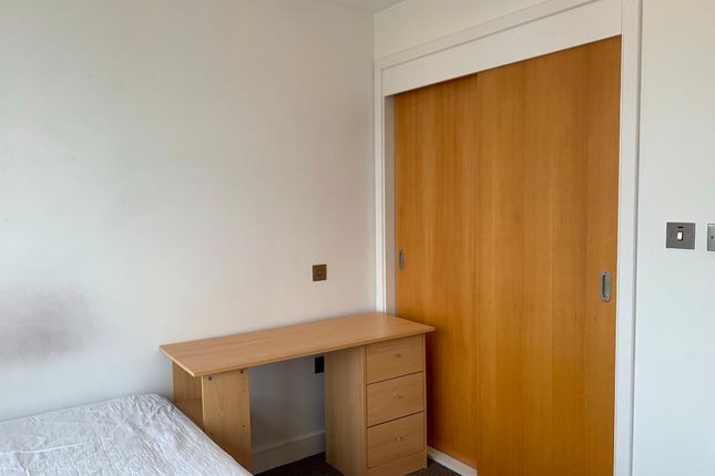 Flat to rent in Broad Street, Nottingham