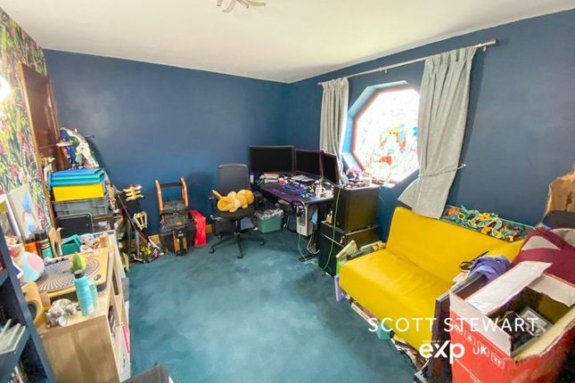53, West End, Peterborough photo 3