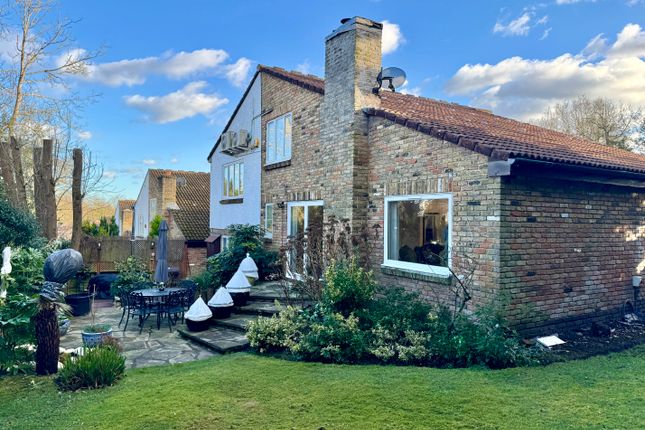 5-bed house on 14, Warbank Lane, Kingston upon Thames, £1,760,000