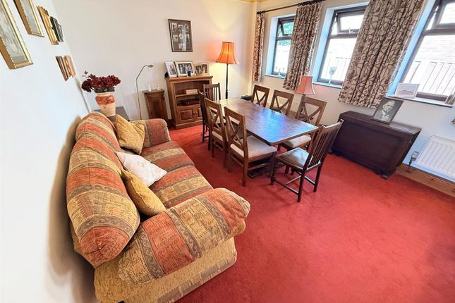 3, Norwich Road, Great Yarmouth photo 4