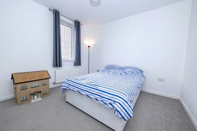 4D, Castle Court, Aberdeenshire photo 5