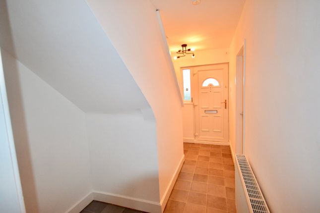 19, Smelter Wood Crescent, South Yorkshire photo 5