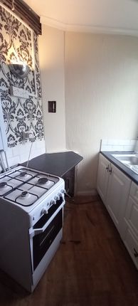 42, Pitgreen Lane, Newcastle-under-Lyme photo 4