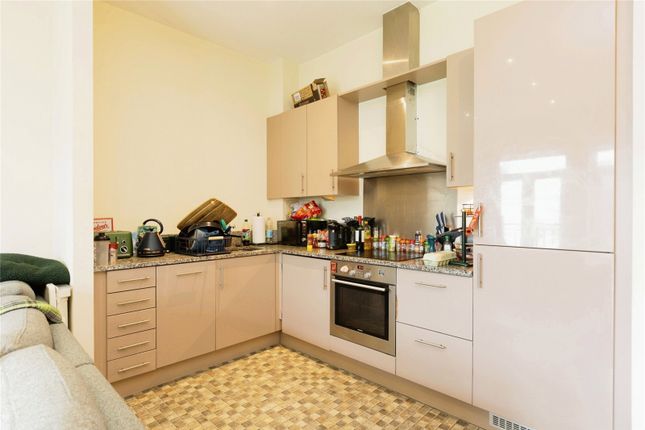 Flat for sale in Exchange Mews, Culverden Park Road, Tunbridge Wells, Kent