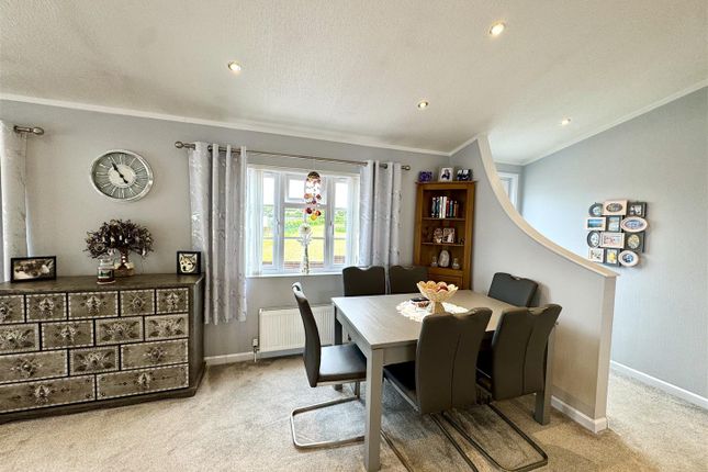 1, Severn Bridge Park Homes, Chepstow photo 5