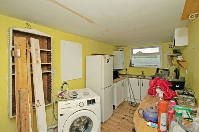 Flat 3, Crossmount, 58, Church Street, Newquay photo 4