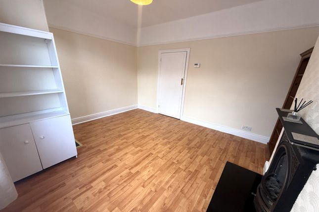Chapel Road, Sale photo 3