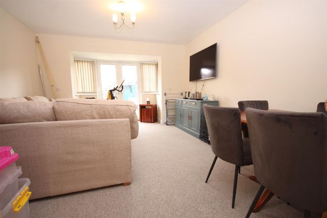 Town house for sale in Grevillea Avenue, Titchfield, Fareham