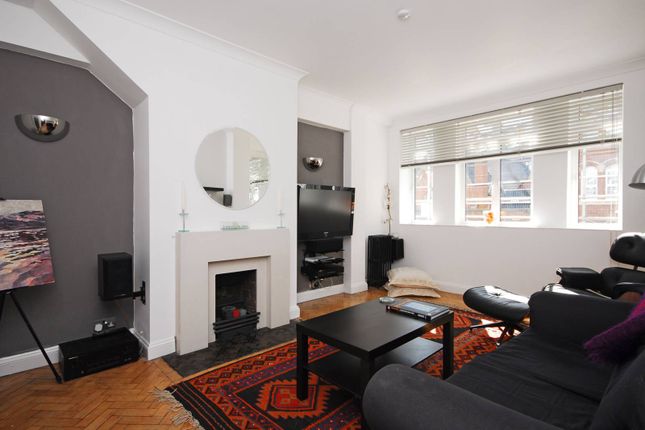 Thumbnail Flat to rent in Hammersmith Road, Hammersmith, London
