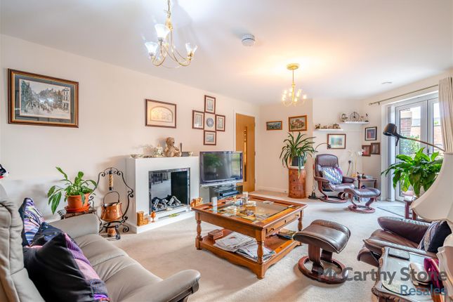 3 Whitaker Grange, New Street, Ossett photo 3