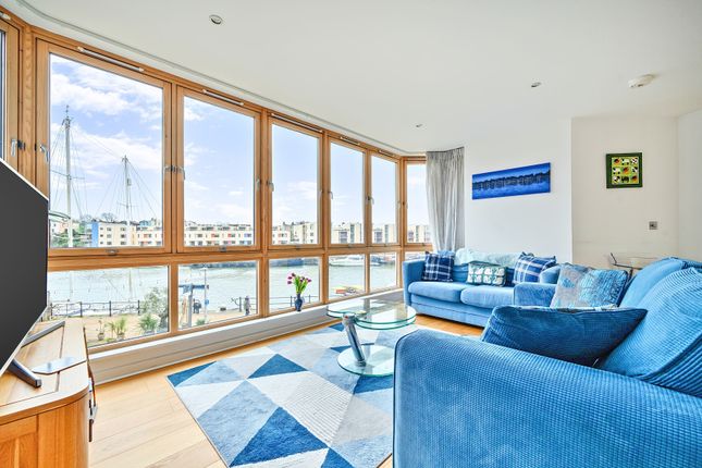 2-bed flat on Apartment 8, The Crescent,, Hannover Quay, Bristol, £425,000