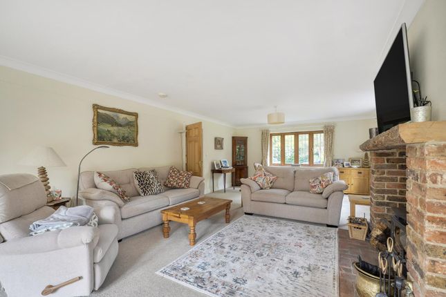 5, Merryfield Way, Storrington photo 4