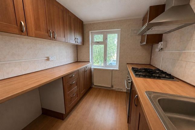 74, Lancaster Gardens, Plymouth photo 4
