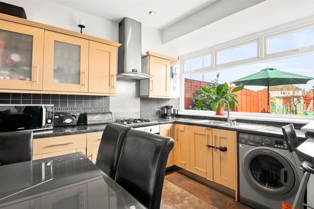 Terraced house for sale in Warwick Crescent, Hayes
