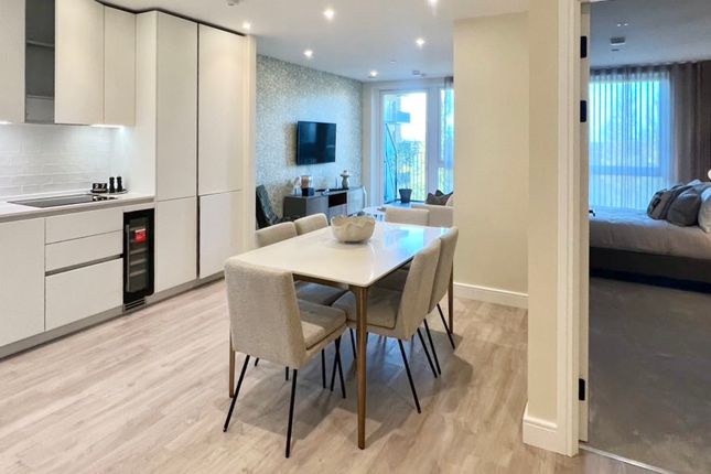 Thumbnail Flat to rent in Beresford Avenue, Wembley