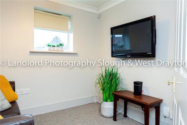 Semi-detached house to rent in Cabell Road, Guildford, Surrey