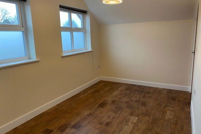 Flat 7, Avenue Court, Kettering photo 4