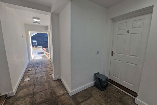 Flat 6 Logun Court, Gun Lane, Lowestoft photo 4