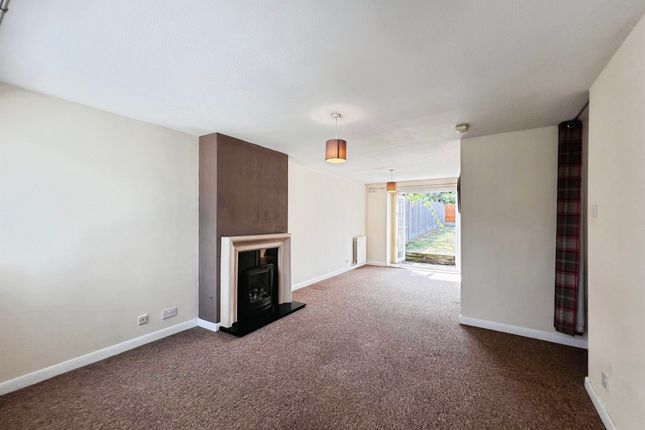 55, Glebe Road, Stratford-Upon-Avon photo 3
