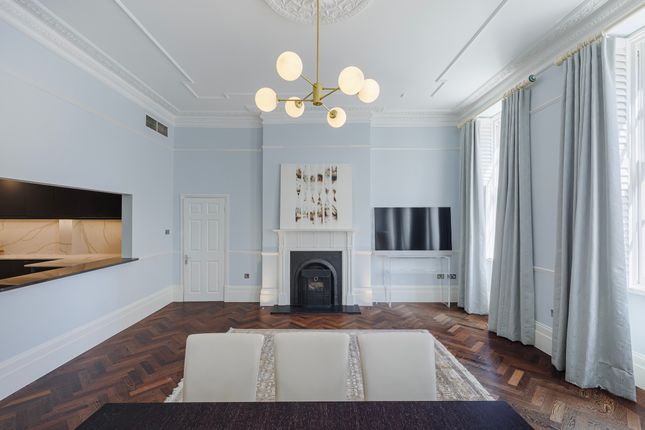 8, Hinde Street, Marylebone photo 3